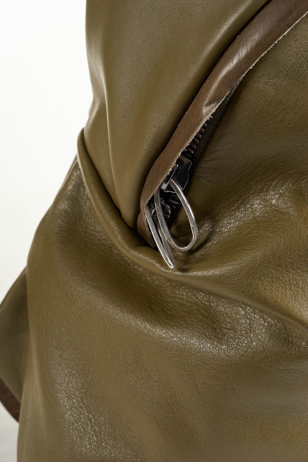 daniele basta leather and silver bags - DETAIL 3